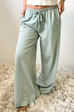 Basic Wide Leg Pants