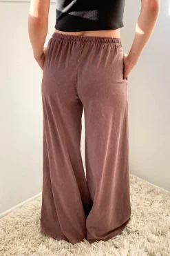 Basic Wide Leg Pants