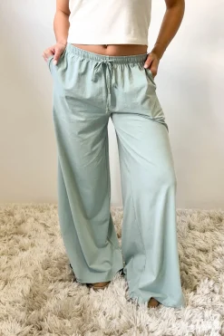 Basic Wide Leg Pants
