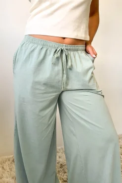Basic Wide Leg Pants