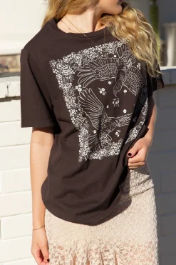 Doves Bandana BF Graphic Tee