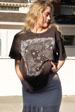 Doves Bandana BF Graphic Tee