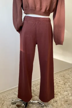 Embroidered Nectar Graphic Sweatpant