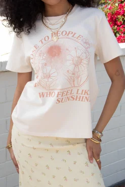 Feels Like Sunshine Bf Graphic Tee