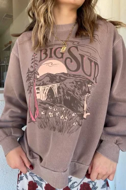 Oversized Crew Graphic Sweatshirt
