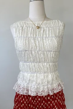Sleeveless Stretch Lace Top