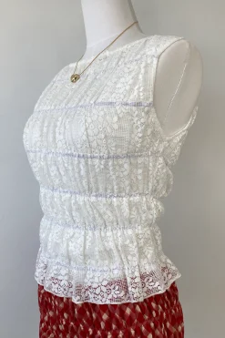 Sleeveless Stretch Lace Top