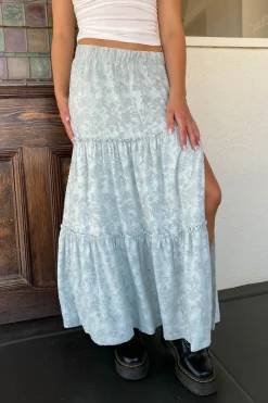 Textured Floral Tiered Maxi Skirt