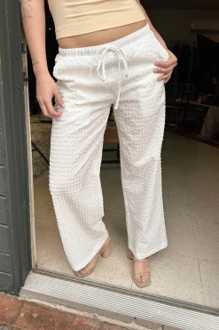 Wide Leg Pucker Pants