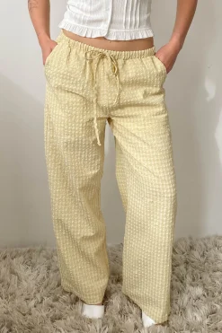 Wide Leg Pucker Pants